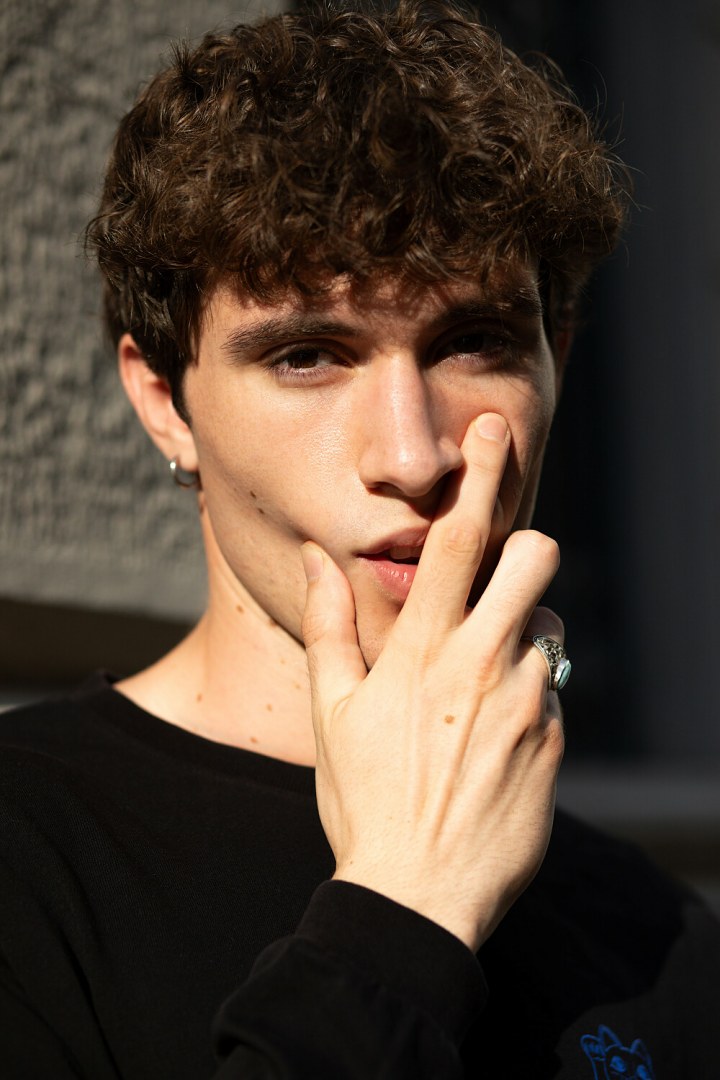 Model: MirakaS